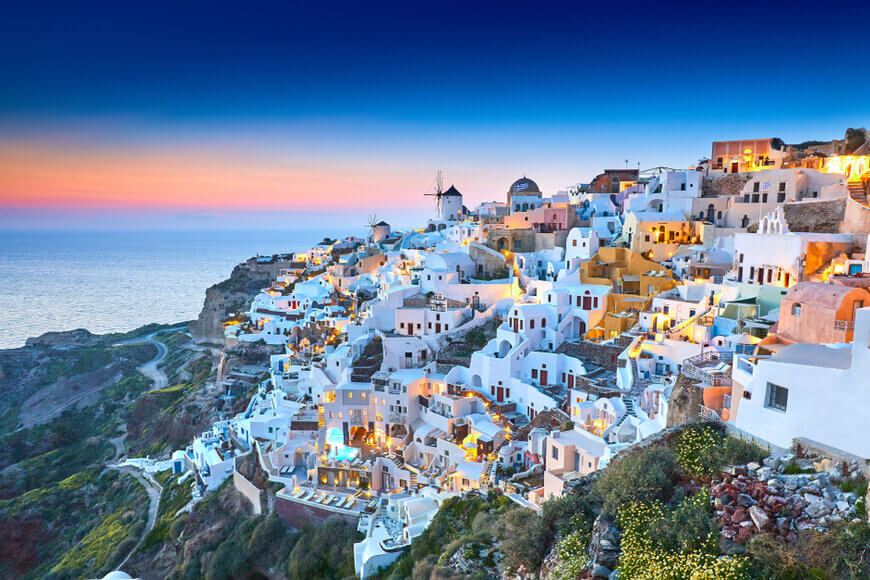 Smeštaj Join Us Low Cost Rooms sa klimom i balkonom u blizini plaže Kamari, ostrvo Santorini, Grčka