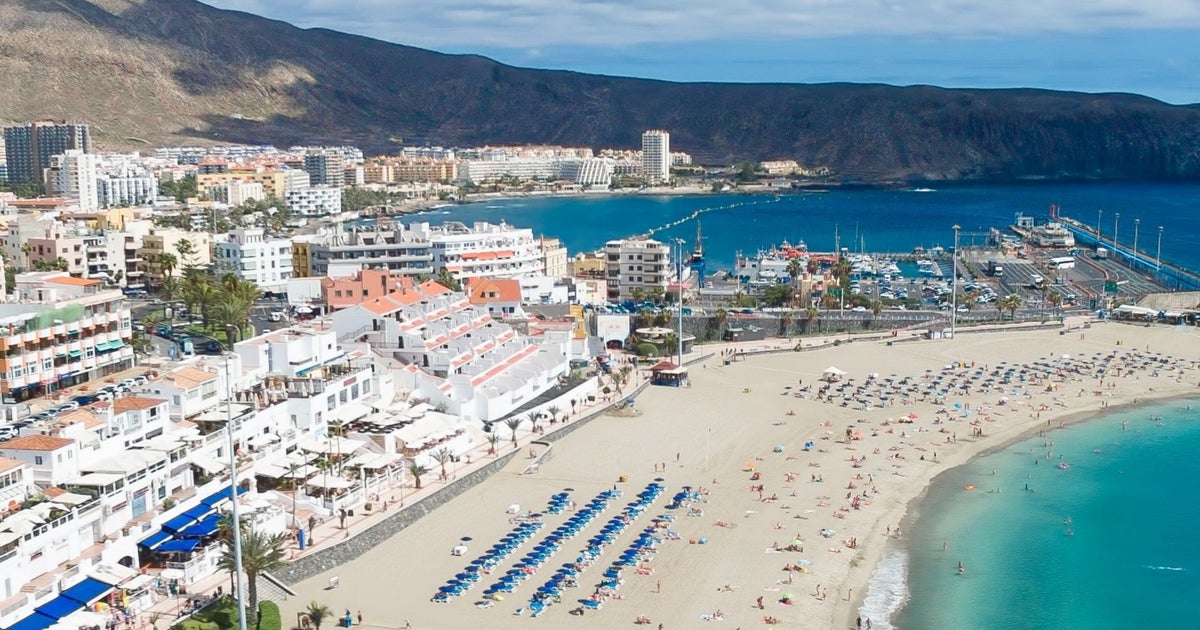 Apartamentos Sol Mar sa terasom i pogledom na more, direktan izlaz na plažu Los Cristianos, Tenerife South, Španija